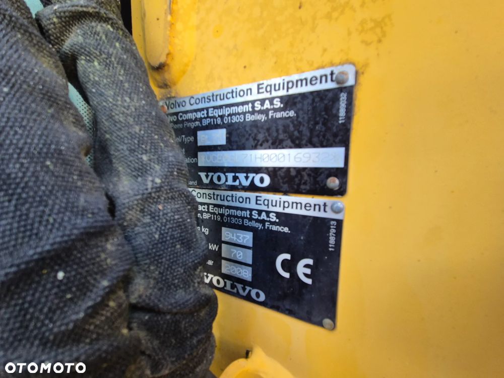 Volvo BL71 / SPROWADZONA / 5500 MTH - 12