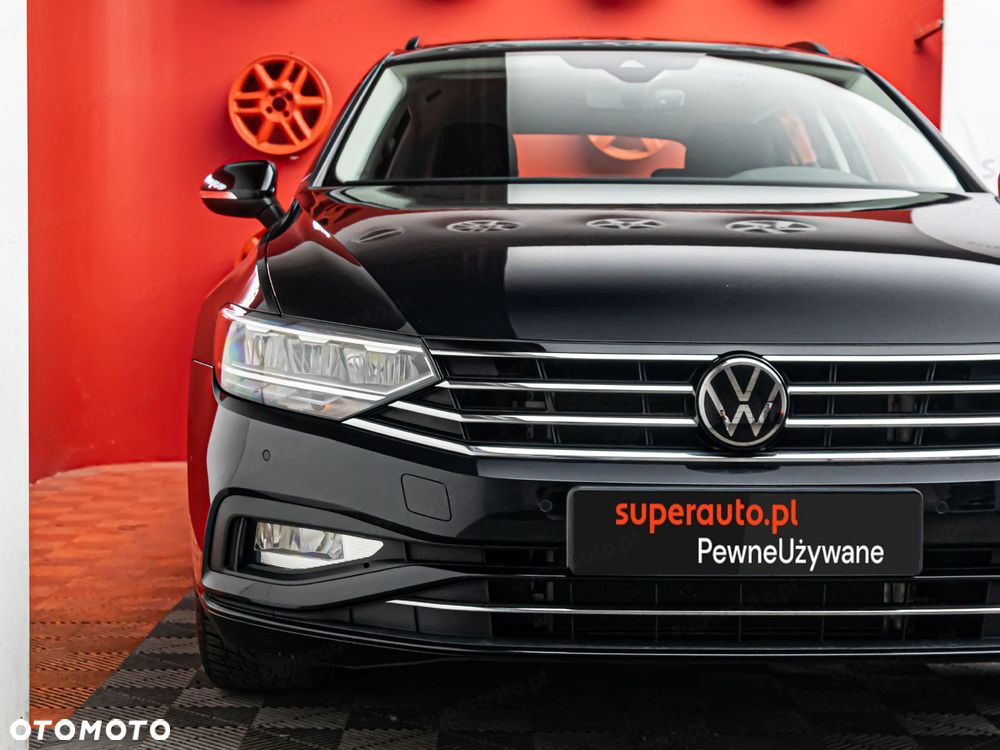 Volkswagen Passat - 24