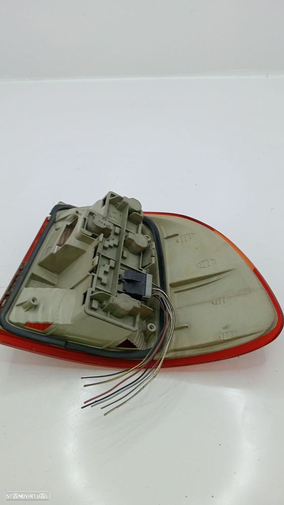 Farolim Stop Dto Opel Astra F (T92) - 3