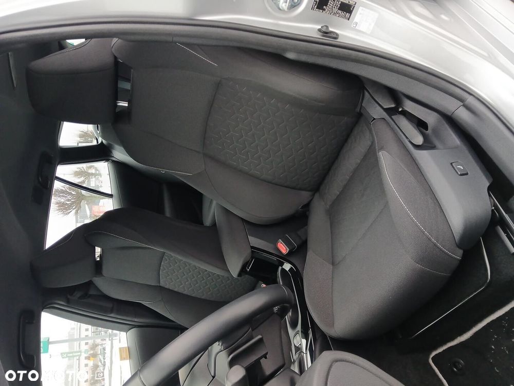 Toyota Corolla 1.8 Hybrid Comfort - 34