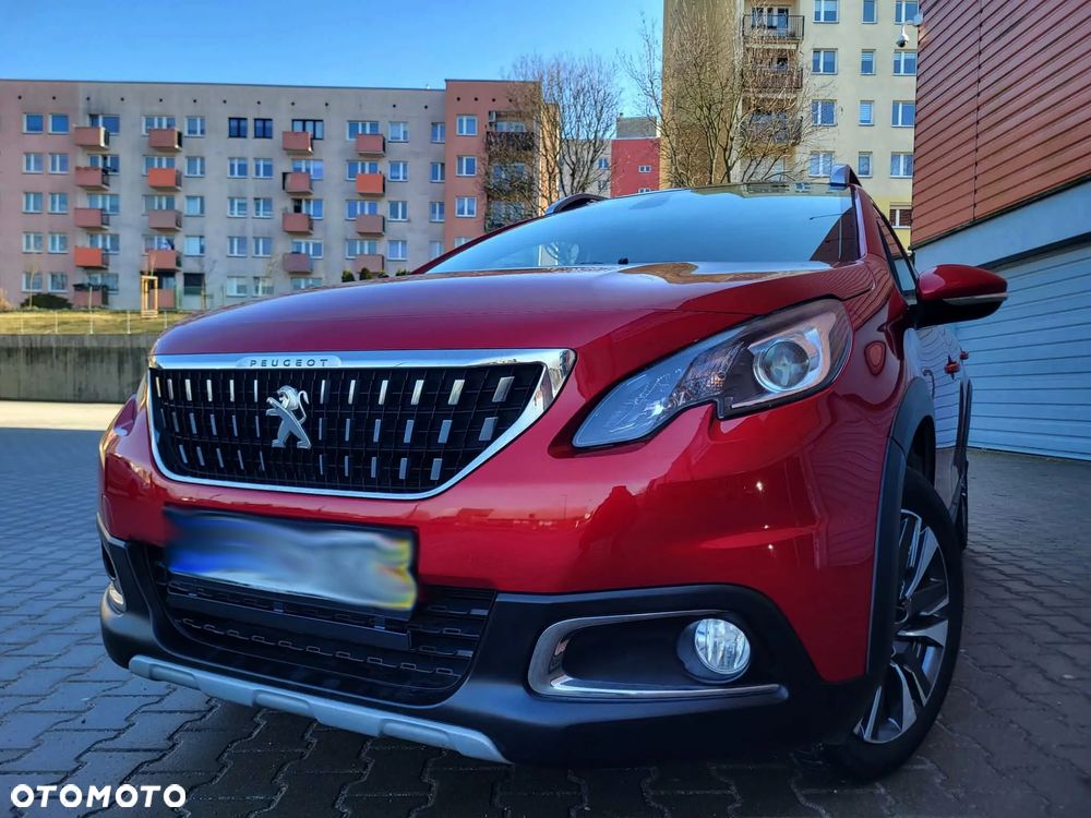Peugeot 2008 BlueHDi 100 STOP & START Allure - 4