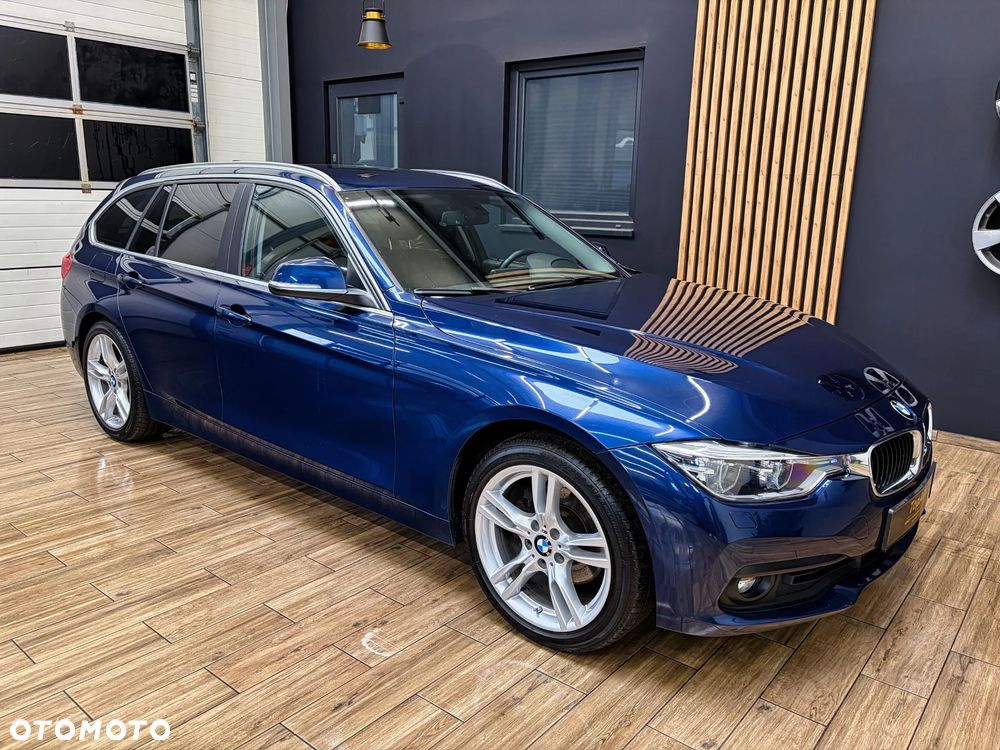 BMW Seria 3 320d Sport Line - 5