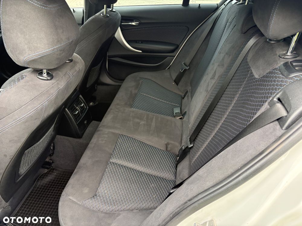 BMW Seria 1 116d Edition M Sport Shadow - 23