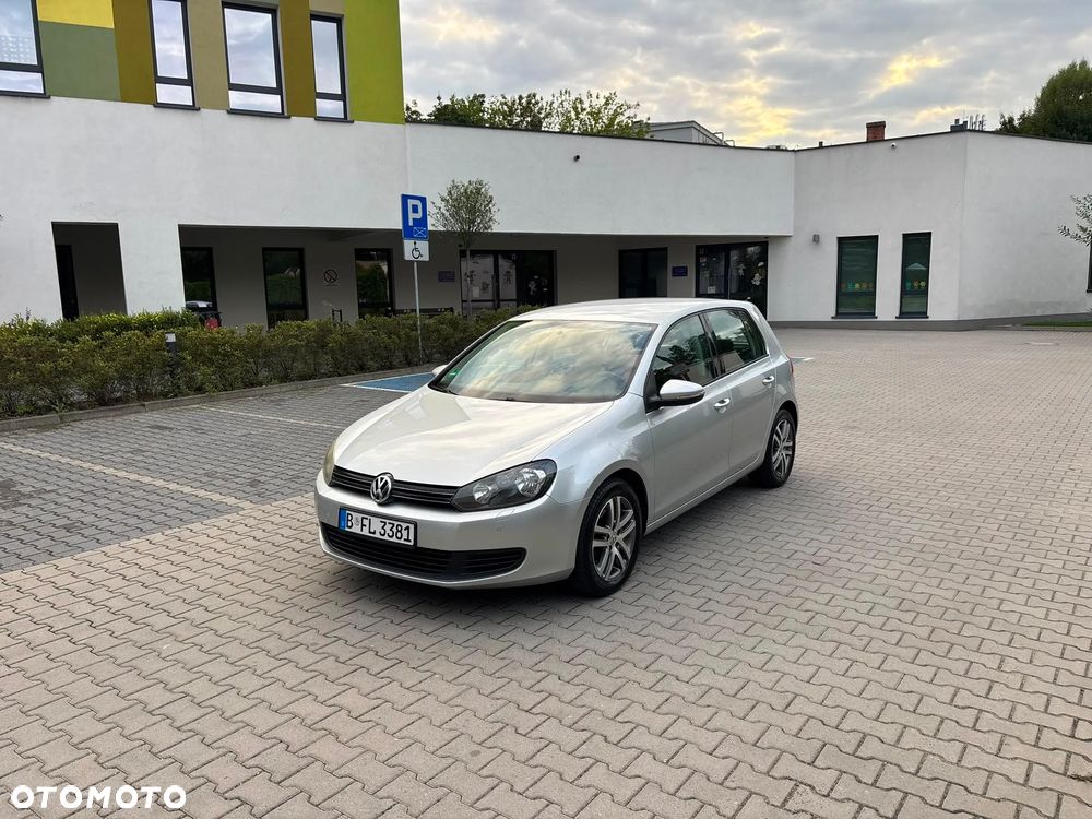 Volkswagen Golf - 21