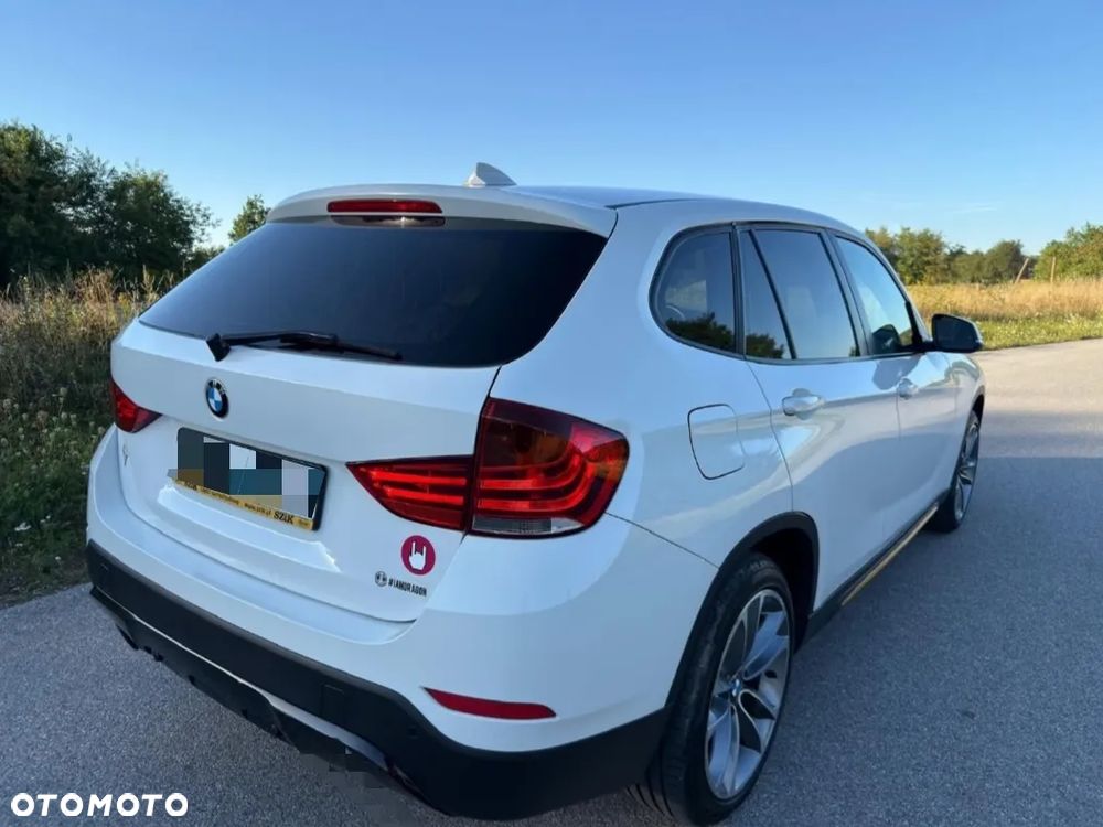 BMW X1 xDrive20d - 10