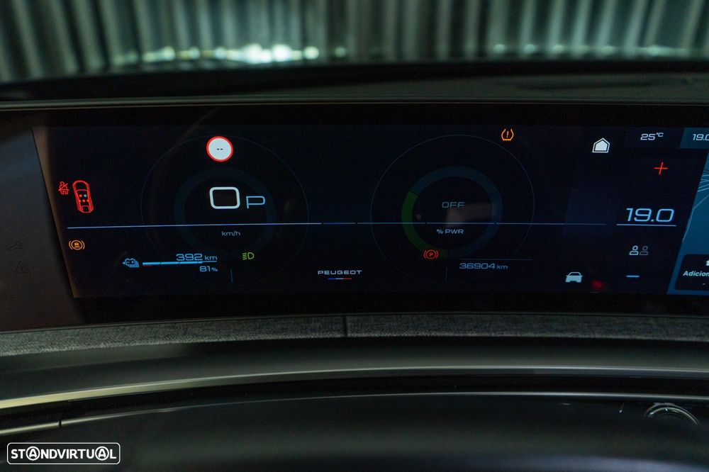 Peugeot E-3008 73 kWh GT - 6