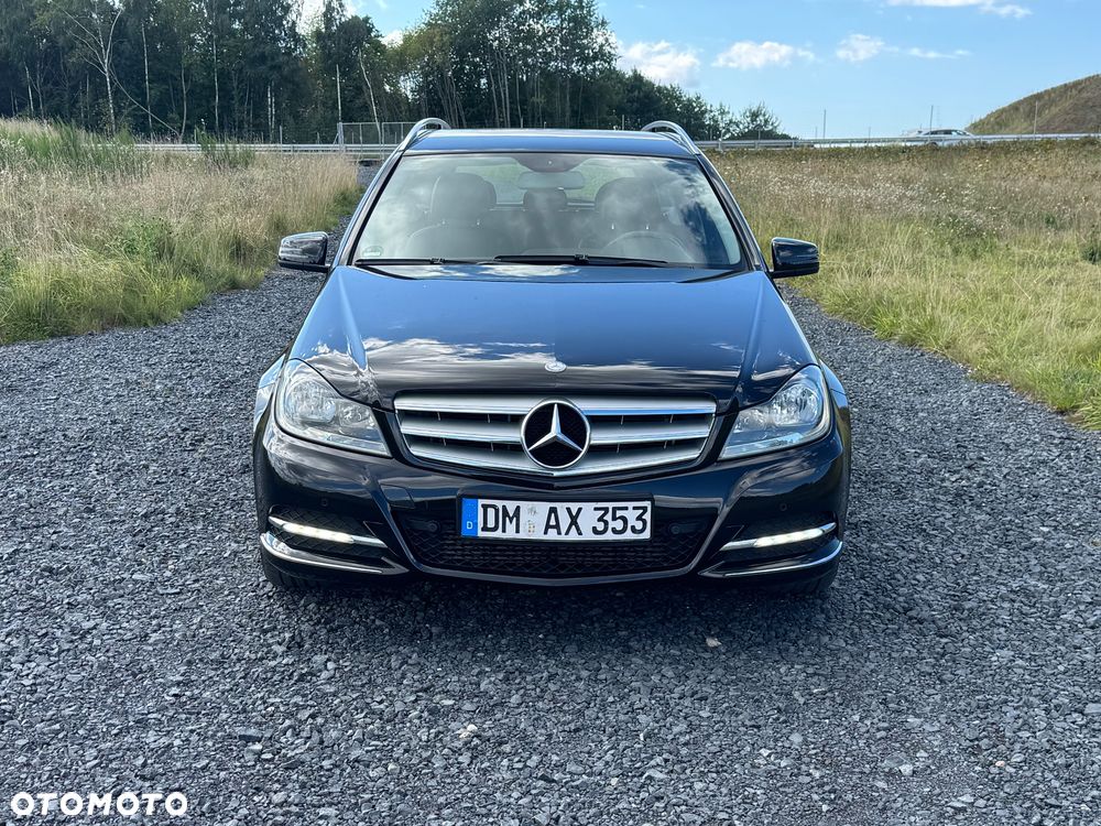Mercedes-Benz Klasa C 200 (BlueEFFICIENCY) Avantgarde - 2