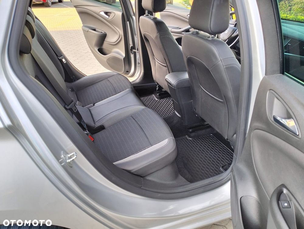 Opel Astra 1.5 CDTI Ultimate S&S - 10