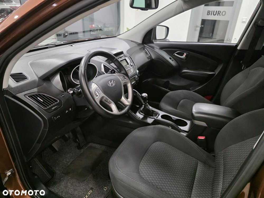 Hyundai ix35 1.6 2WD Fifa World Cup Edition - 12