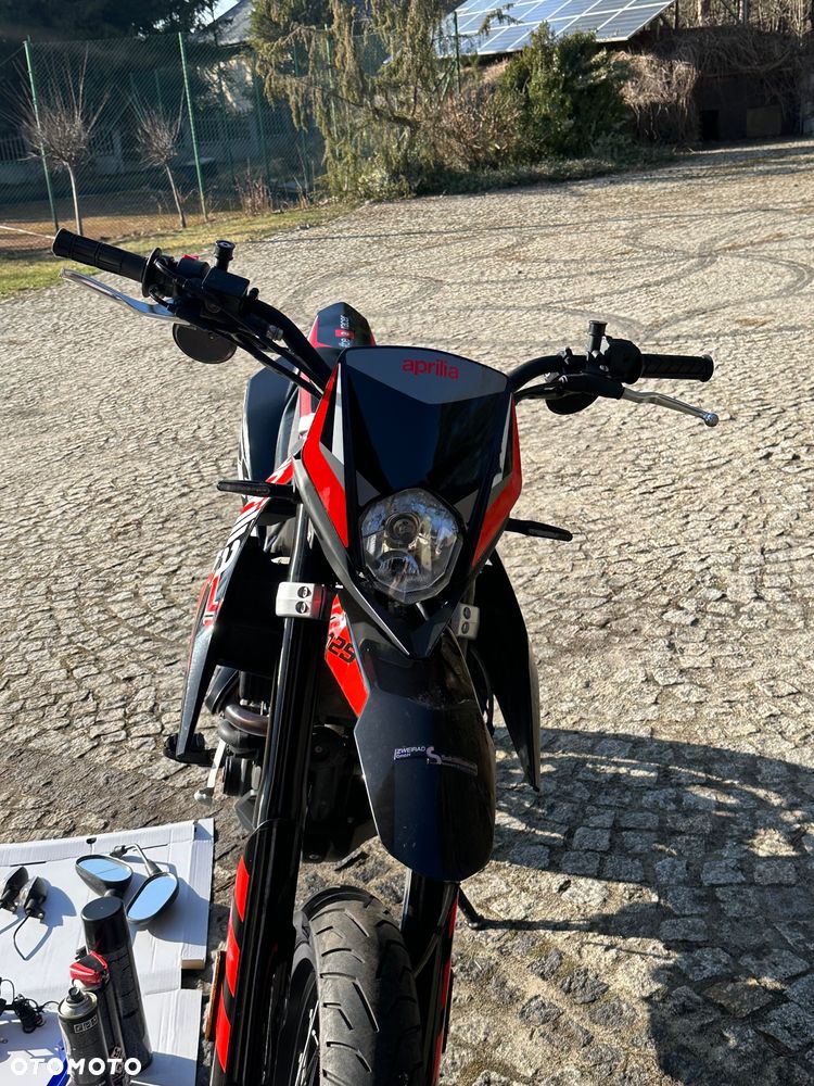 Aprilia SX - 16