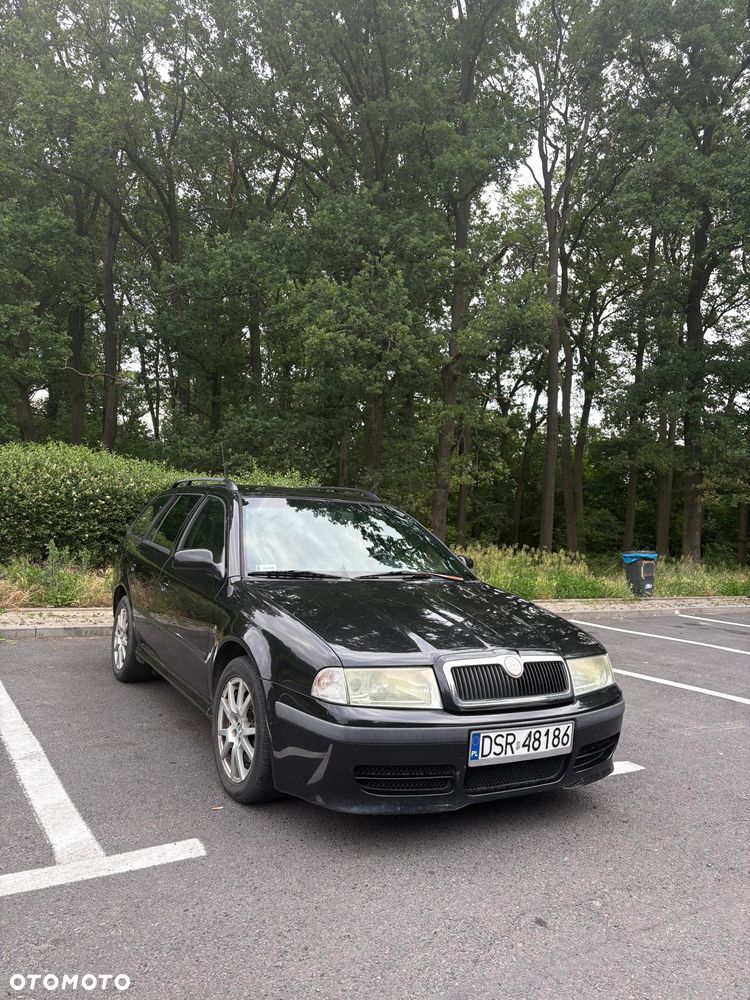 Skoda Octavia 1.8T Tour Plus - 11