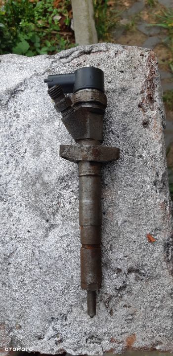 Wtryskiwacz Bosch 0445110038 - 2