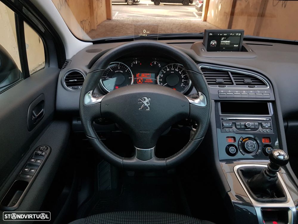 Peugeot 5008 1.6 BlueHDi Allure J17 - 46