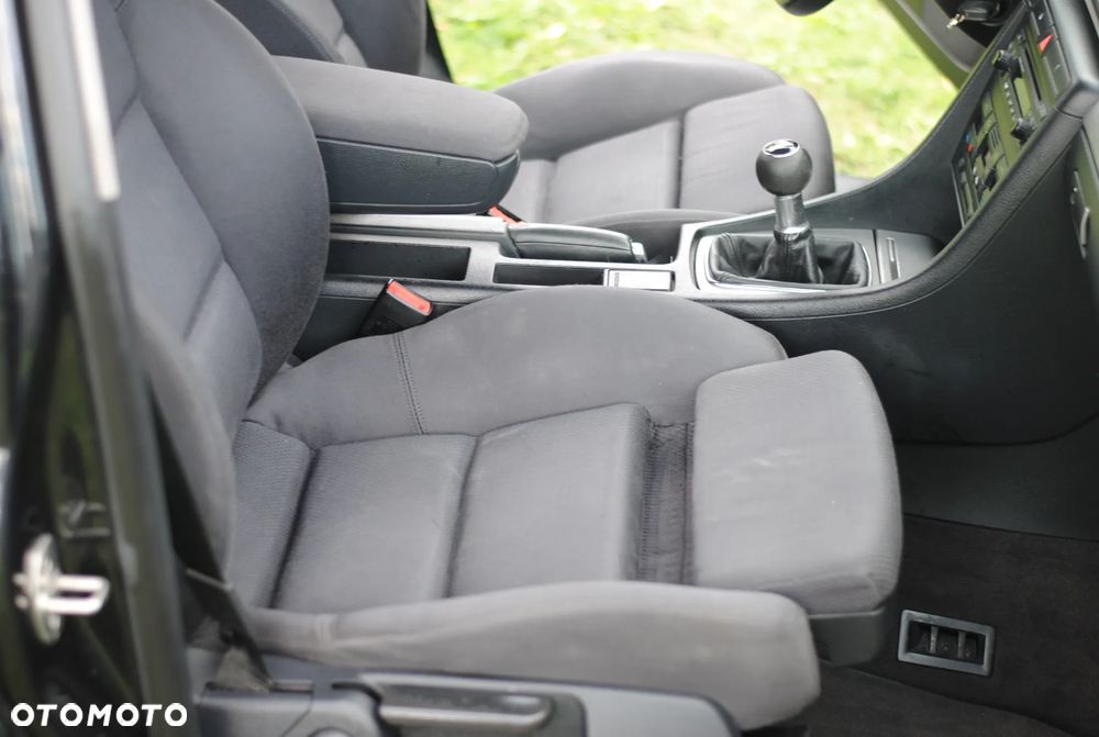 Audi A4 Avant 1.8T - 24