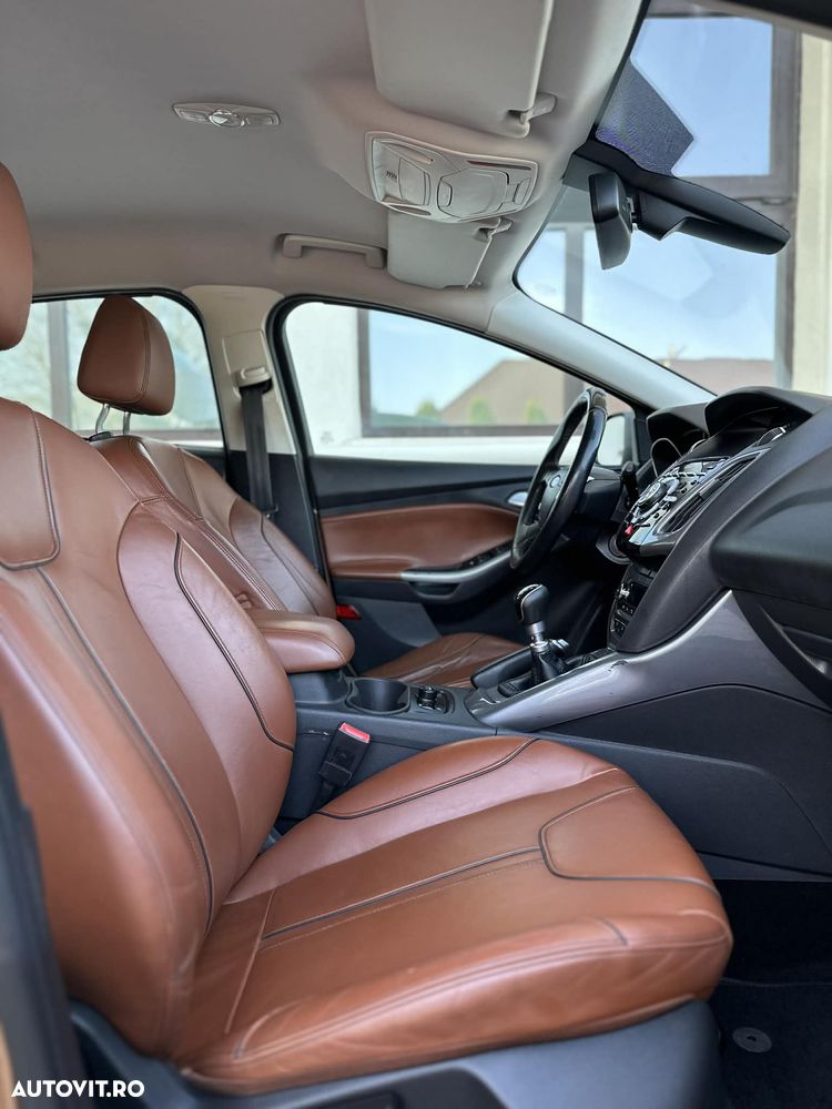 Ford Focus 1.6 TDCI ECOnetic 99g Start-Stopp-System Titanium - 23