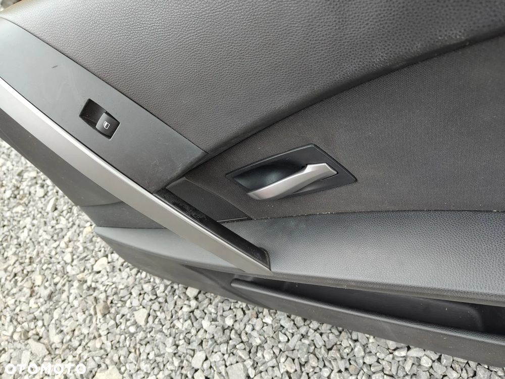 BMW E60 e61 Przedlift BOCZEK TAPICERKA Prawy Przód Pasażera Europa - 9