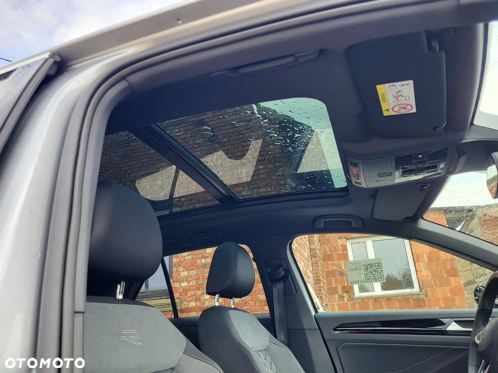 Volkswagen T-Roc 1.5 TSI OPF DSG R-Line - 18