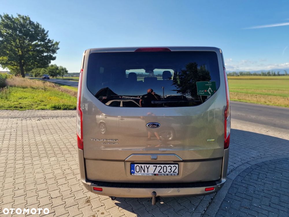 Ford Tourneo Custom 310 L2H1 VA Autm Titanium X - 11