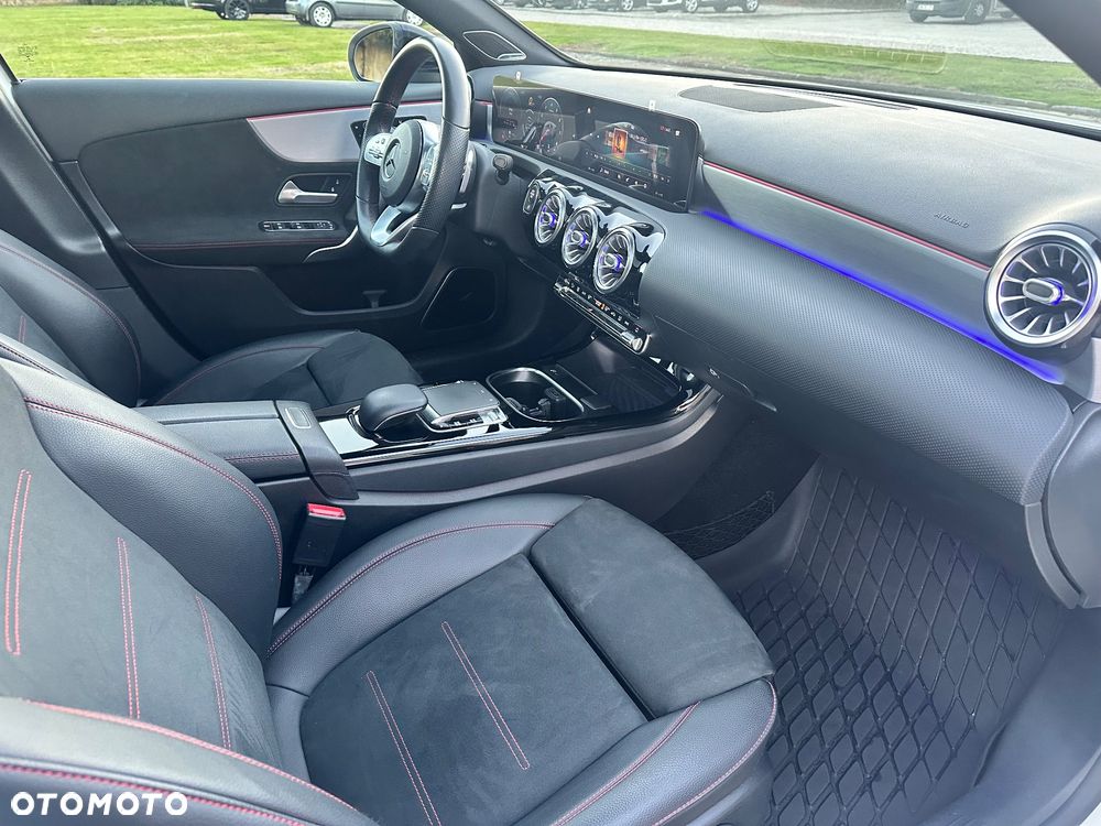 Mercedes-Benz Klasa A 250 4-Matic AMG Line - 33