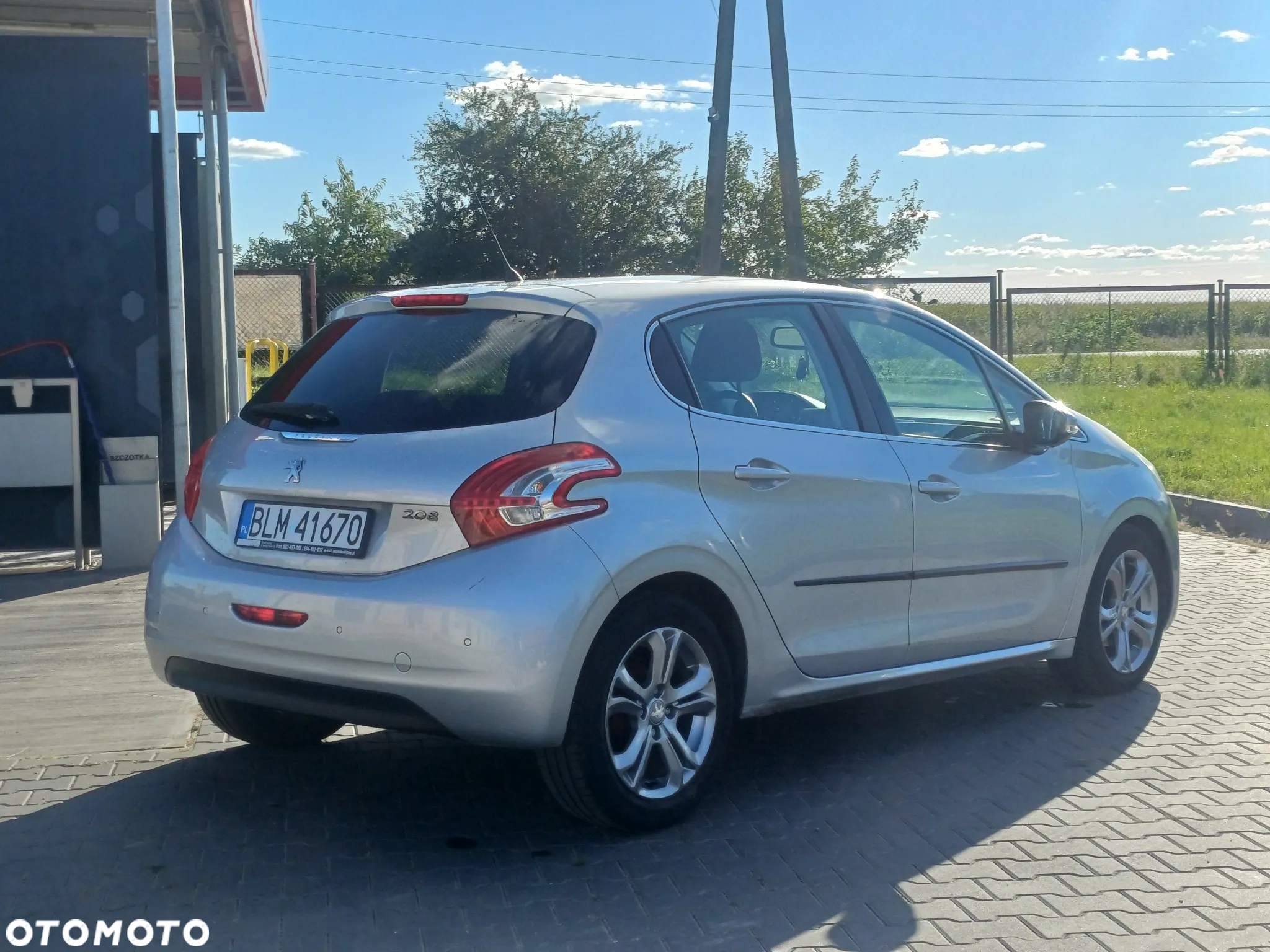 Peugeot 208 1.2 VTi Active ETG5 - 5