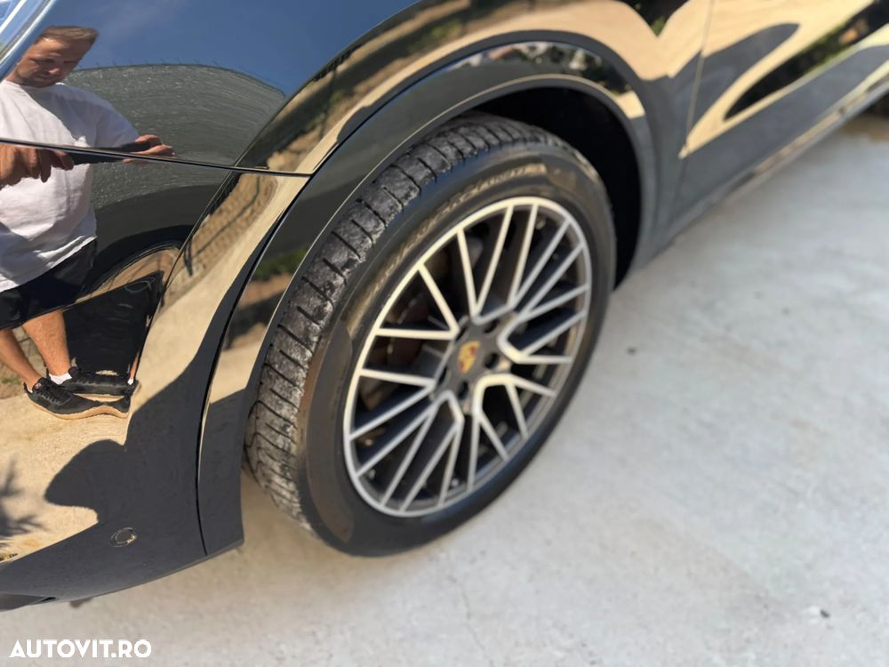 Porsche Cayenne - 8
