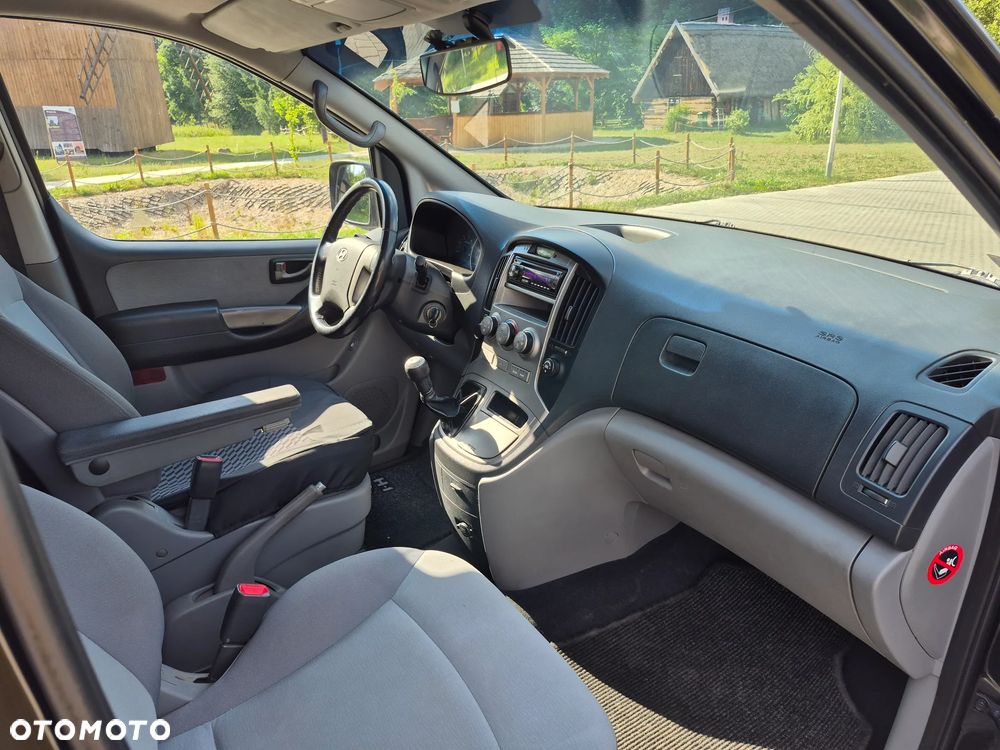 Hyundai H-1 2.5 CRDi Comfort - 25