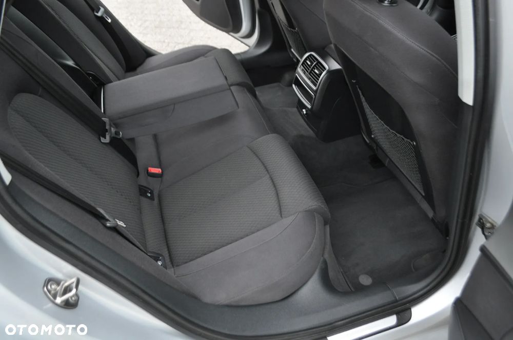 Audi A6 Avant 2.0 TDI DPF - 35