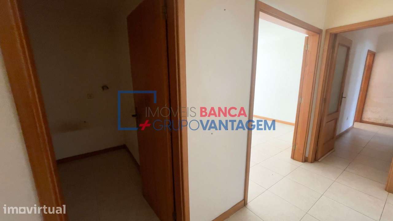 Apartamento T3 perto do Parque de La Salette - Grande imagem: 3/30