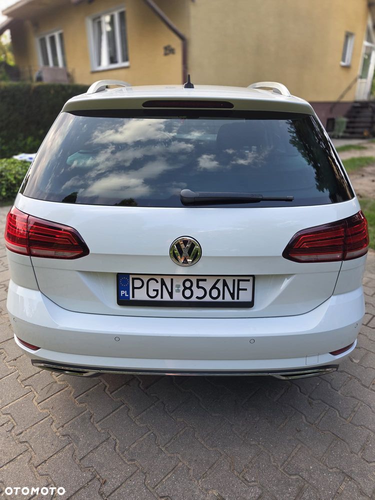 Volkswagen Golf 2.0 TDI Sound - 11
