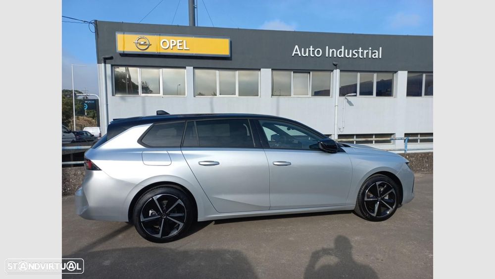 Opel Astra Sports Tourer 1.2 T GS - 4