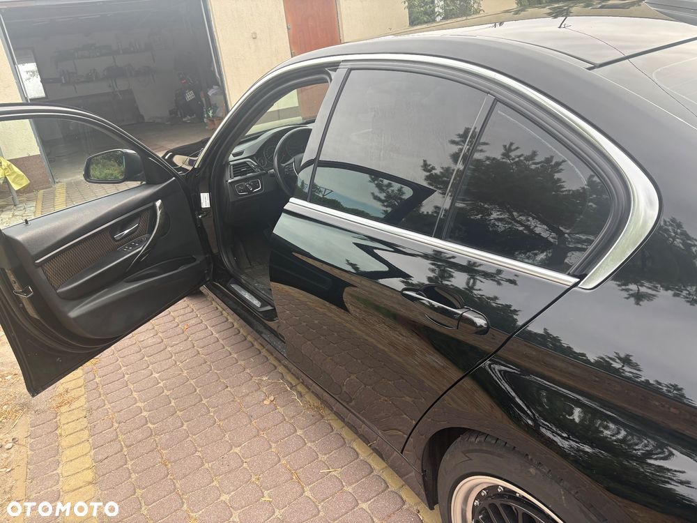 BMW Seria 3 - 16