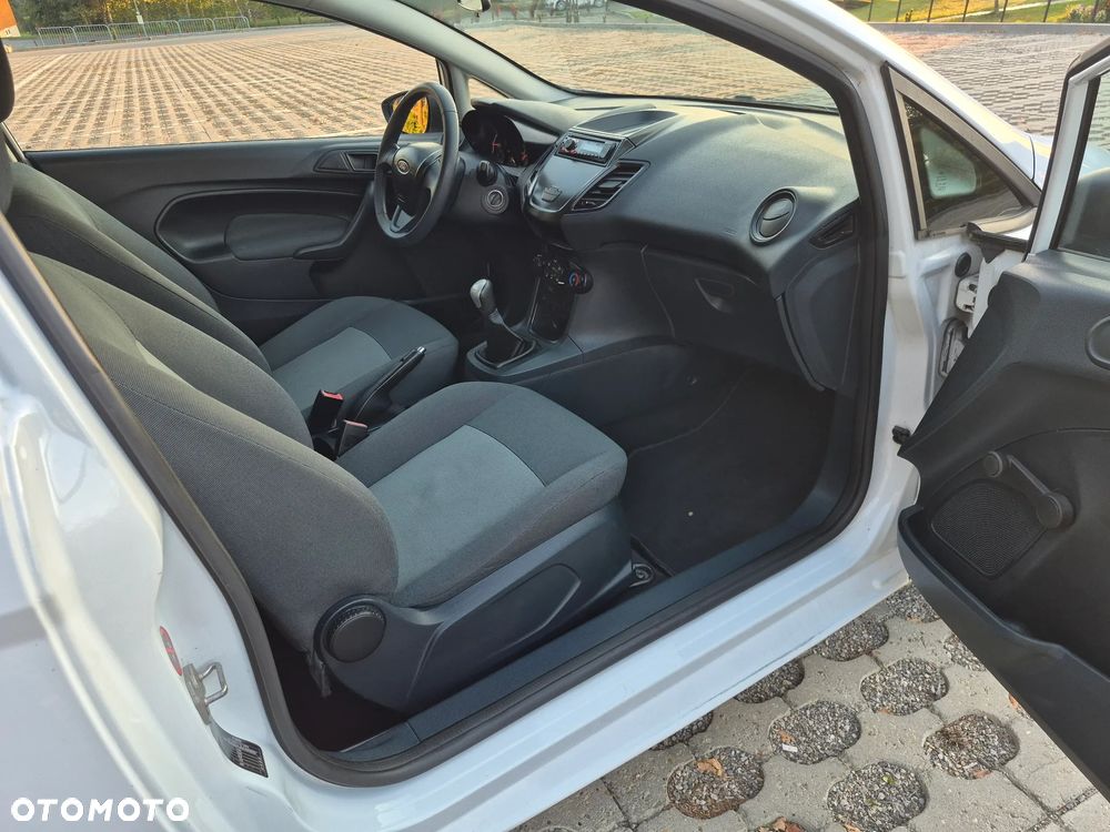 Ford Fiesta - 13
