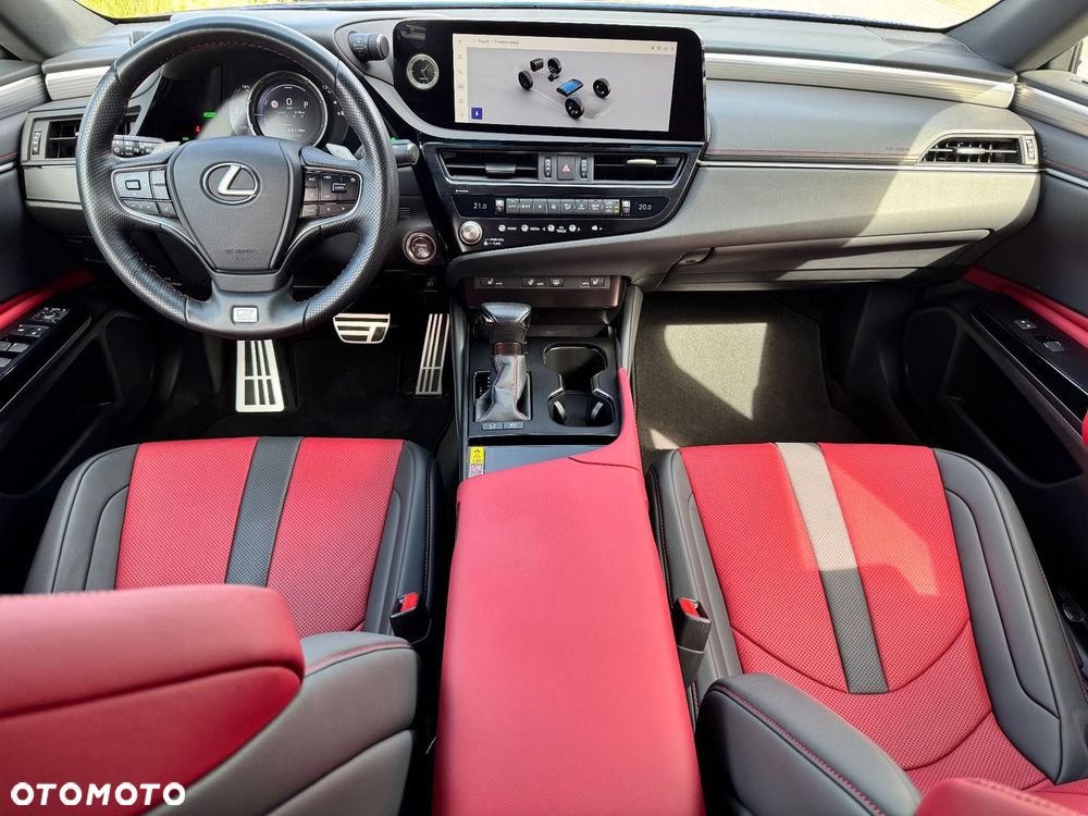 Lexus ES 300h F Sport Edition - 12