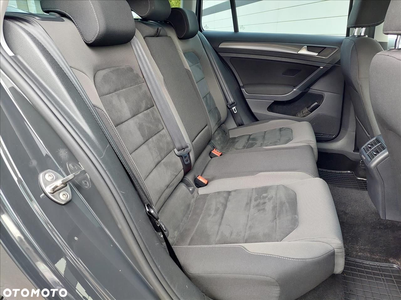 Volkswagen Golf VII 1.6 TDI BMT Comfortline - 7