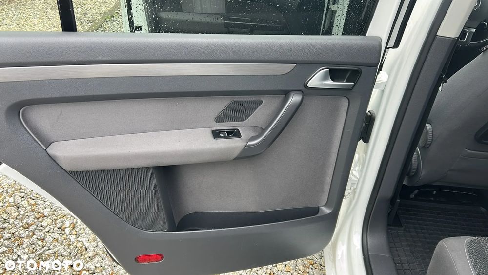 Volkswagen Touran 1.4 TSI Comfortline - 10