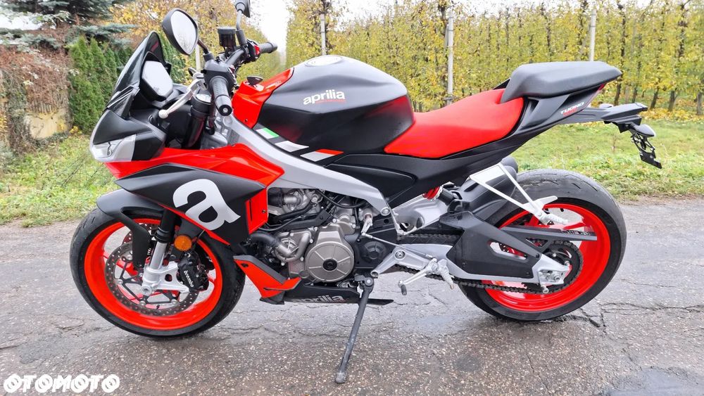 Aprilia Tuono - 16