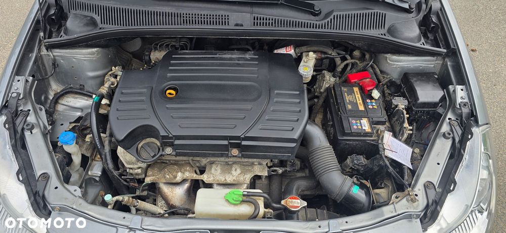 Suzuki SX4 1.6 Comfort - 18