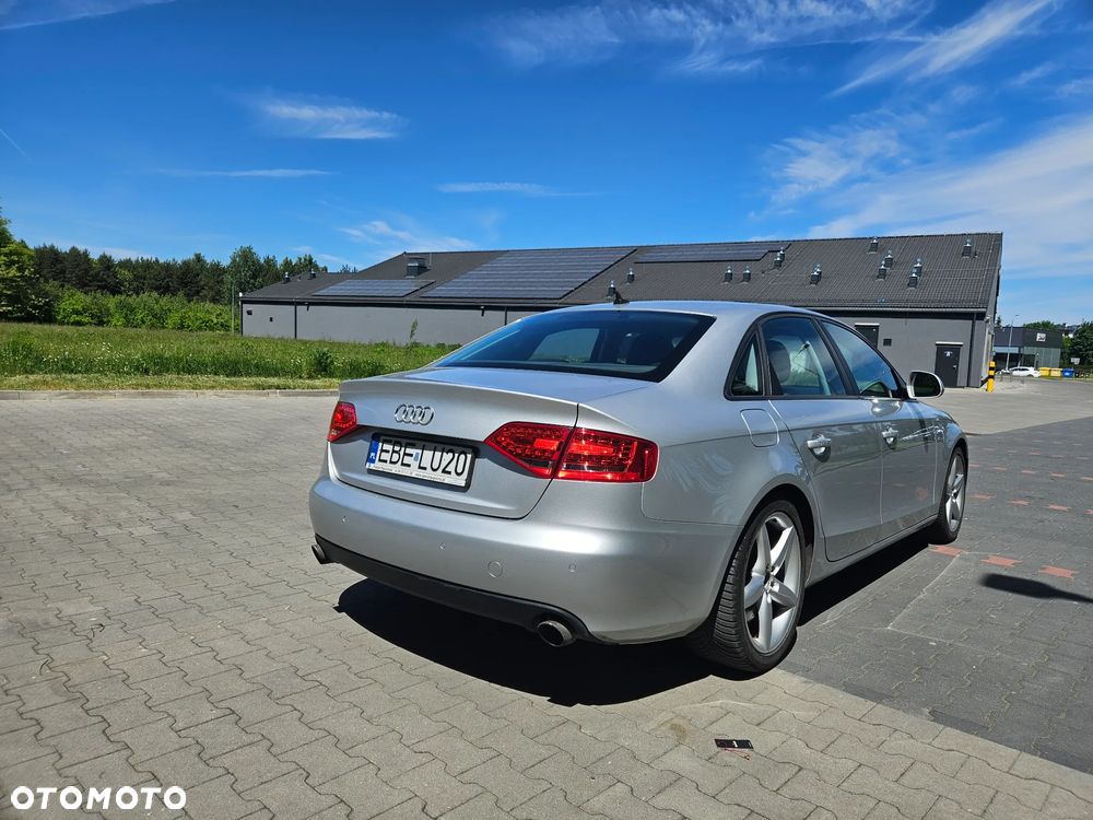 Audi A4 Limousine 3.2 FSI Quattro - 9
