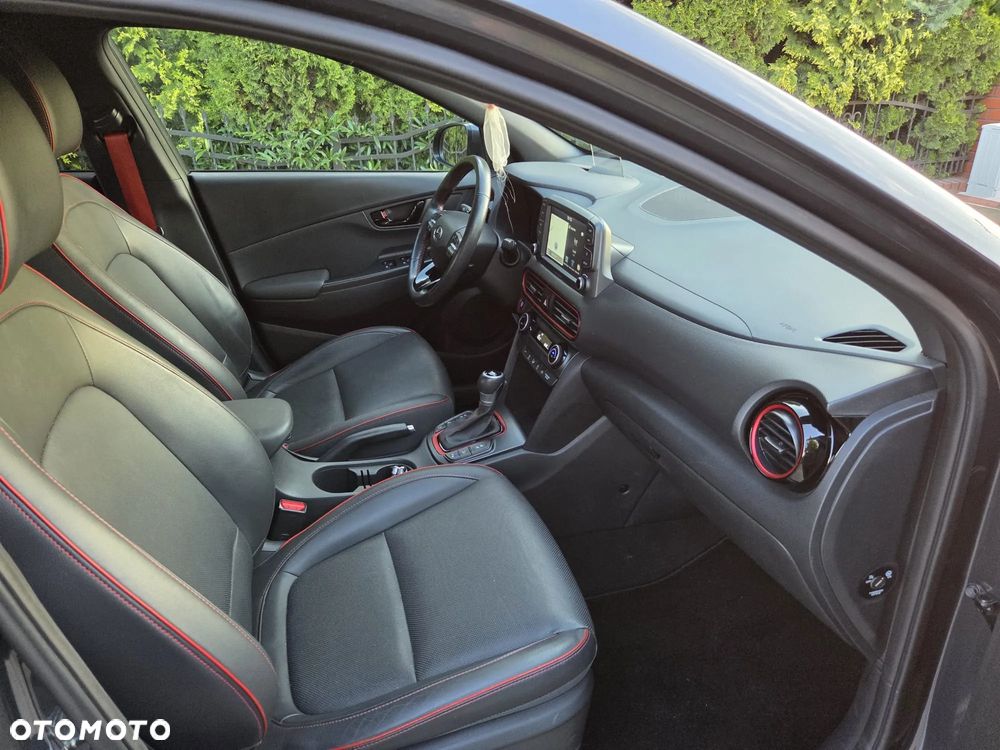Hyundai Kona 1.6 T-GDI DCT Premium - 16