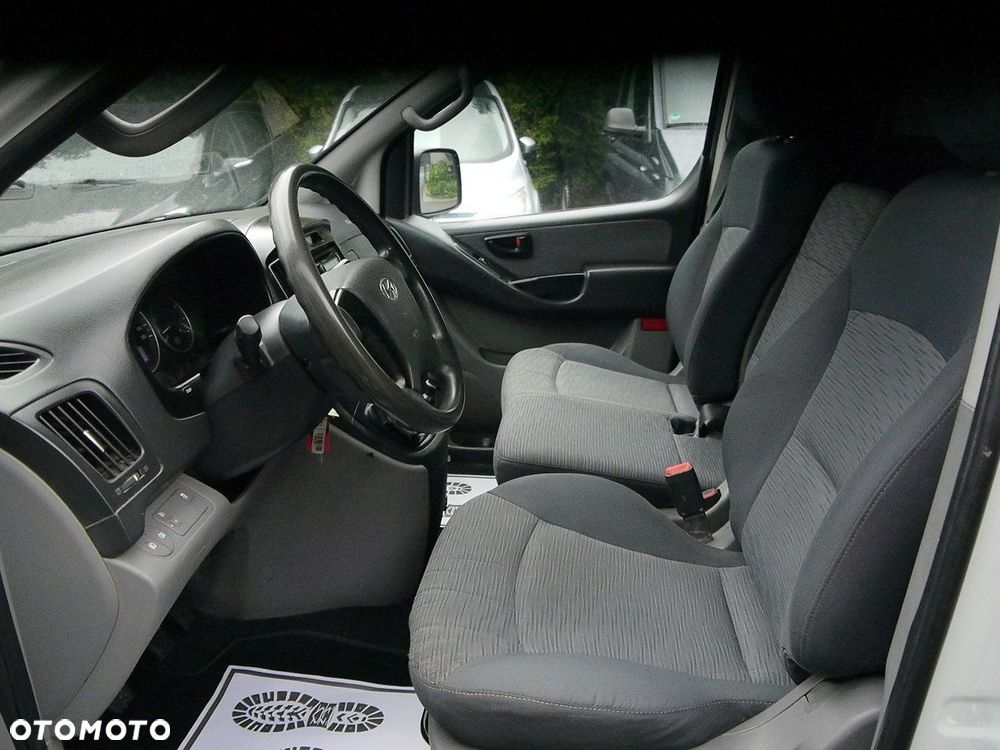 Hyundai H-1 - 22