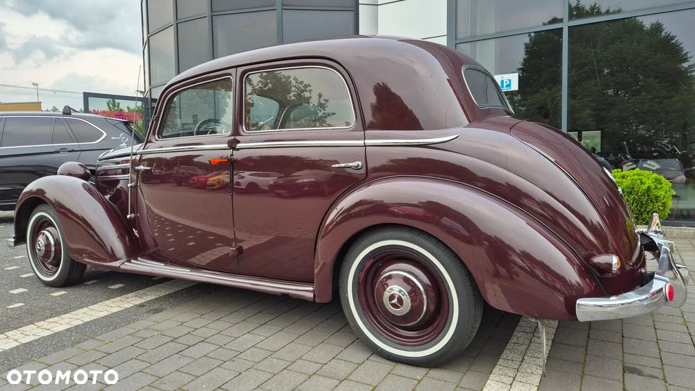Mercedes-Benz Inny - 24