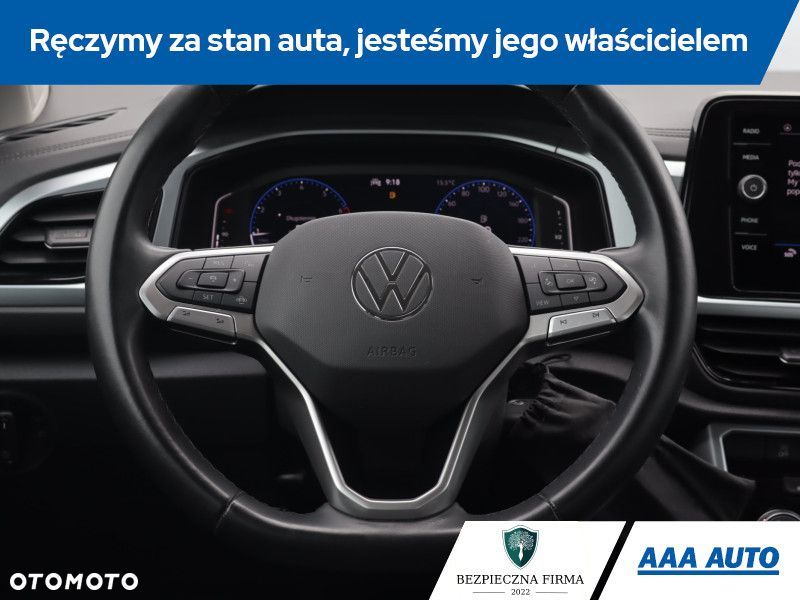 Volkswagen T-Roc - 17