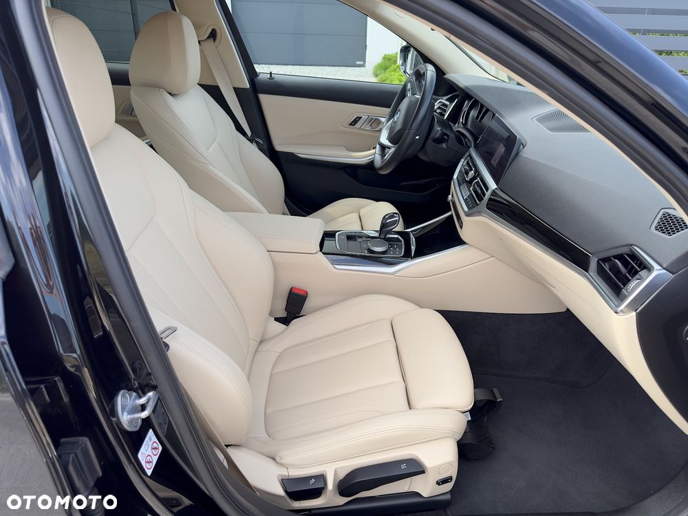 BMW Seria 3 320d Sport Line Shadow - 4