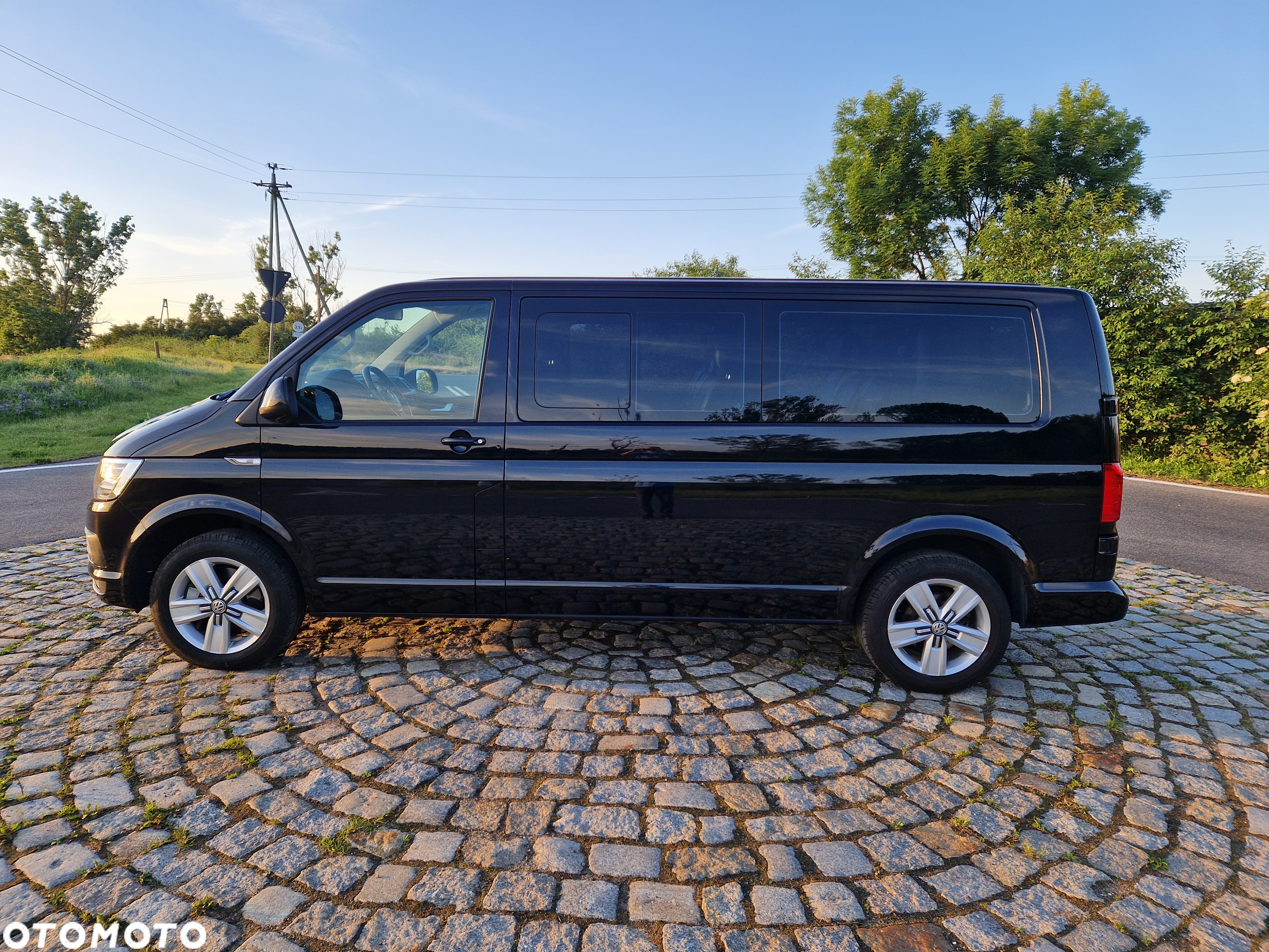 Volkswagen Caravelle 2.0 BiTDI L2 Highline 4Motion DSG - 6