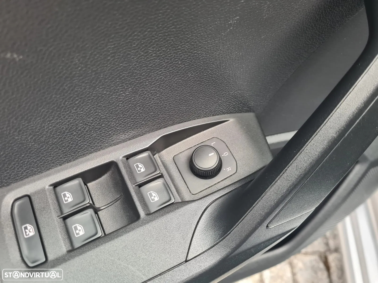 SEAT Ibiza 1.0 Reference - 15