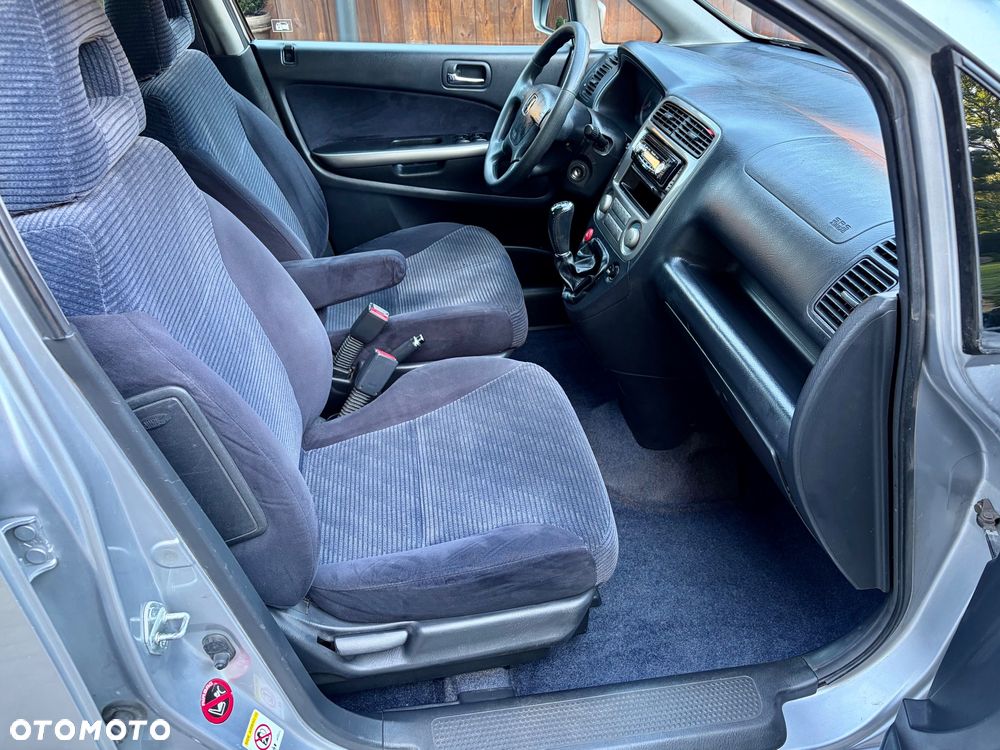 Honda Stream 2.0i ES Sport - 24