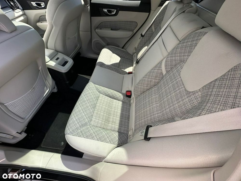 Volvo XC 60 - 18