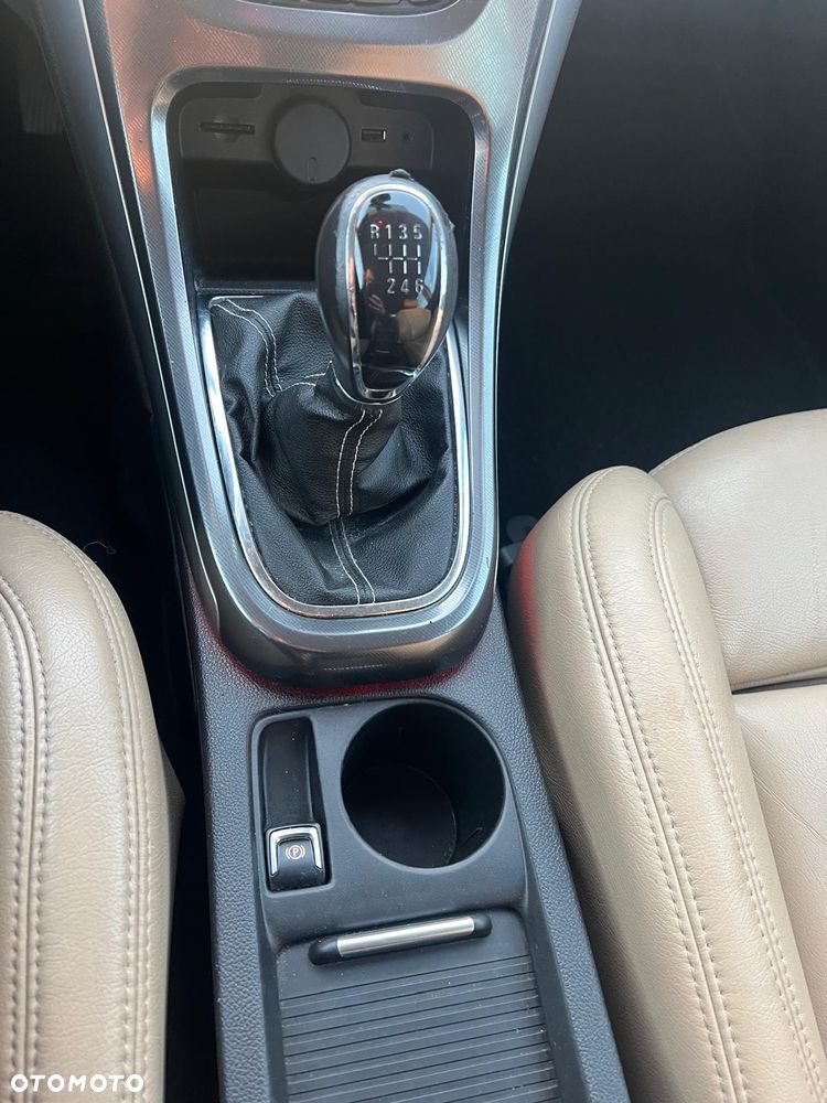 Opel Astra 1.4 Turbo - 22