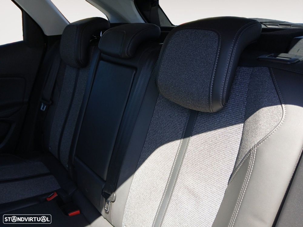 Peugeot 3008 1.6 BlueHDi Allure EAT6 - 13