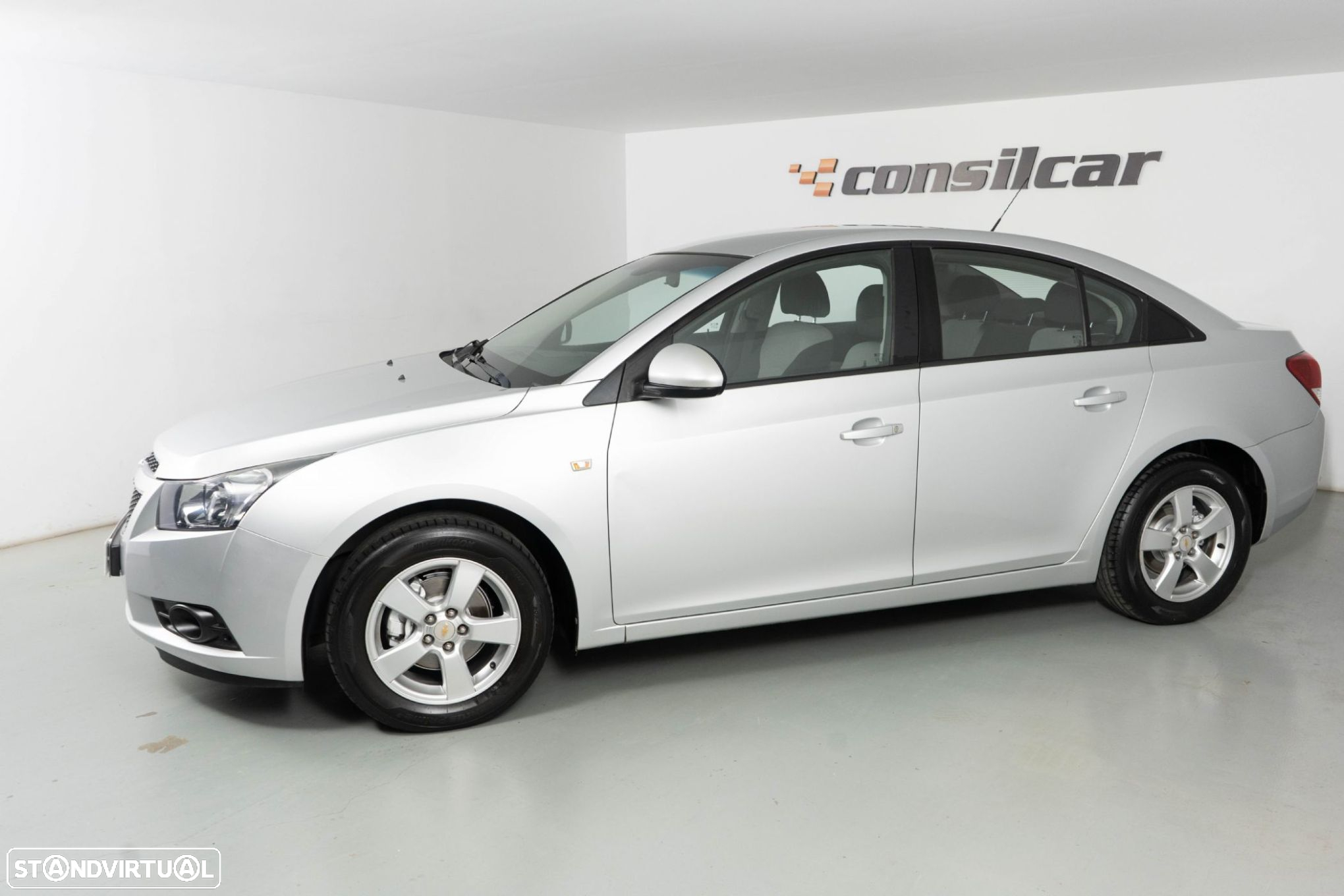 Chevrolet Cruze 1.6 LS - 6
